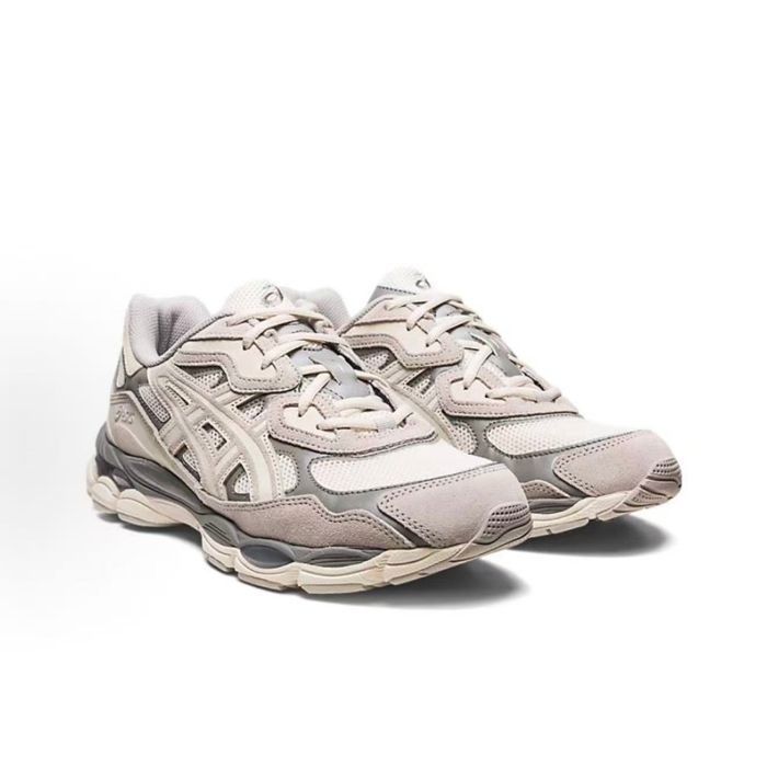 CHAUSSURES DE BASKET-BALL ASICS GEL-NYC Grey