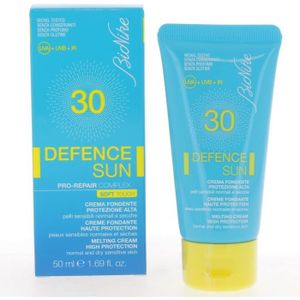 SOLAIRE CORPS VISAGE Shampooings Bionike Defence Crème solaire SPF 30 Haute protection 50 ml Prix - 100 ml : 31.9 EUR 848939