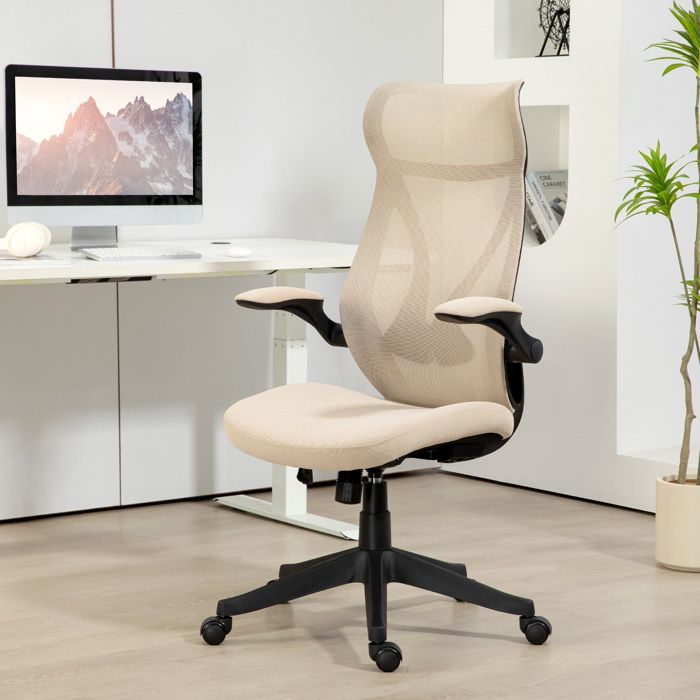 Chaise de bureau beige avec accoudoirs rabattables hauteur réglable et dossier inclinable