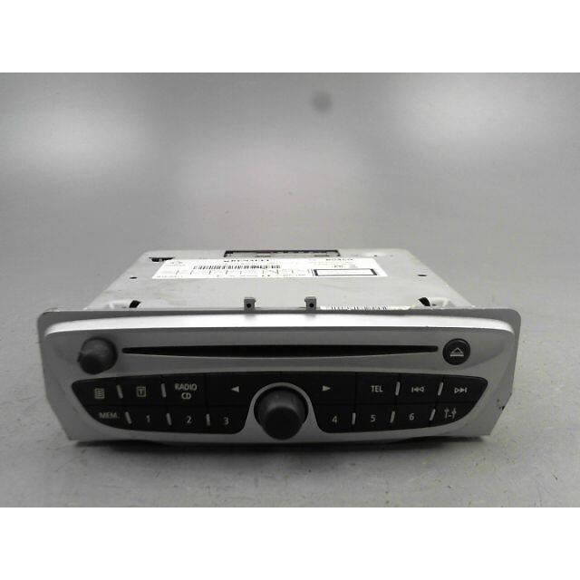 PIECES AUTO D'OCCASION - 281158115R - KIT D'INSTALLATION D'AUTORADIO - AUTORADIO RENAULT GRAND SCENIC MONOSP. III Pha - D1-493382
