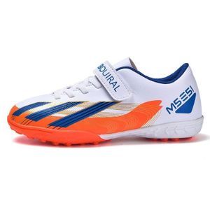 ECELEN Chaussures de Football Enfant – Antidérapantes et Résistantes à l’usure – Crampons courts – Orange