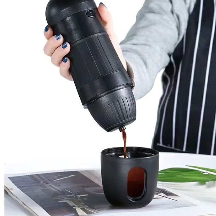 Machine à Expresso Électrique Portable Grande Capacité 180 ml Mini Machine à Café Portable pour Camping-car Randonnée Bureau