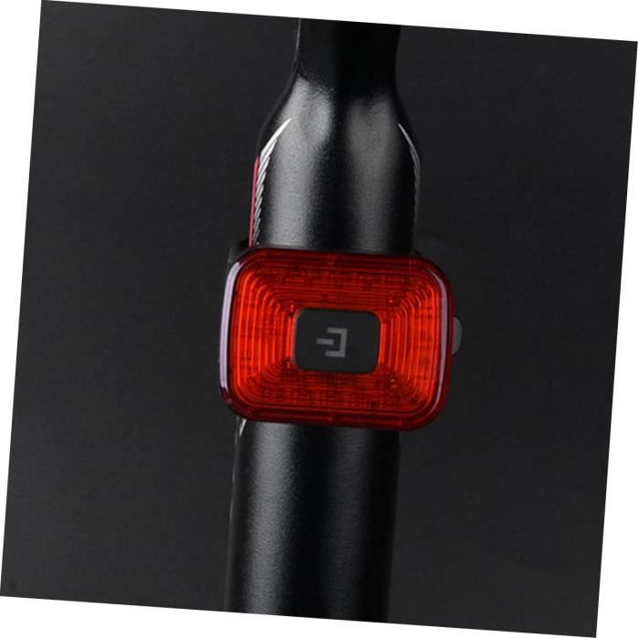 Feu Arrière Vélo étanche Avec Clignotants – USB, 5 Modes, Visible à 200 M – Route, VTT, électrique