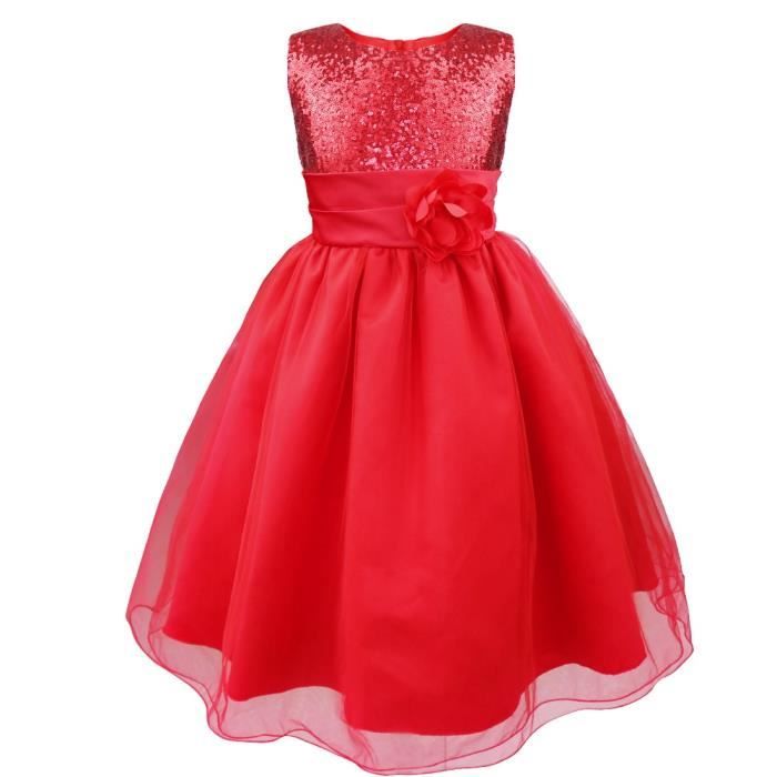 fille robe rouge
