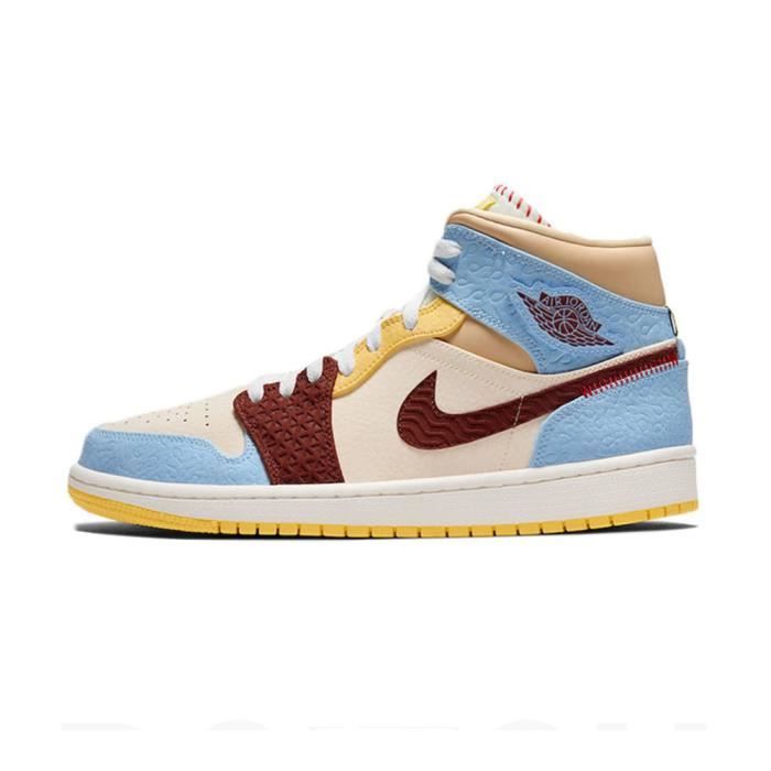 Basket Air Jordan 1 Mid SE Fearless Maison Chateau Rouge pour hommes et  femme Marron - Cdiscount Chaussures