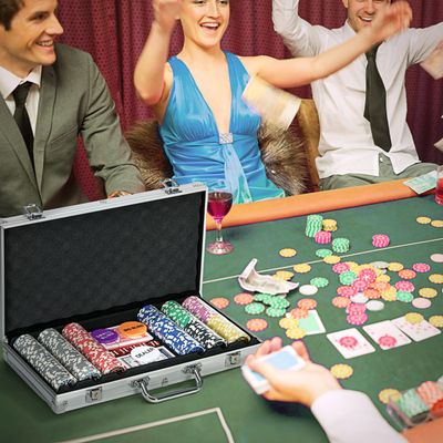 SPECTACE Mallette Poker – 300 Jetons 11,5 G – 3 Jeux De Cartes – Casino Style – Doré – Bandoulière Incluse
