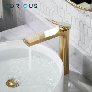 Robinet de lavabo moderne en laiton doré brossé H32cm pour salle
