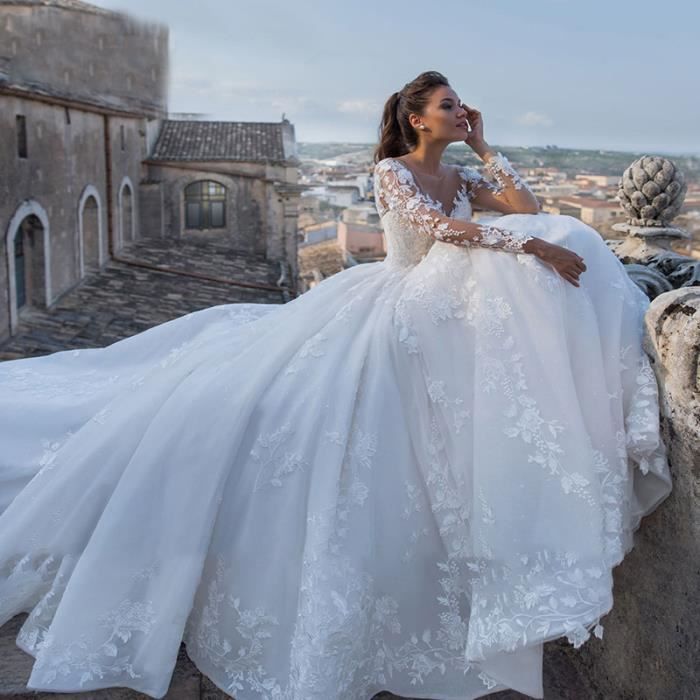 Robe de mariee europeenne americaine pure blanc tail Vintage sexy tulle V neck Blanc Cdiscount Pret a Porter