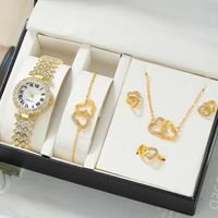 Ensemble 5 pcs Montre luxe femme parure coeur bijoux bracelet collier boucle d oreilles bague Or cadeau idéal