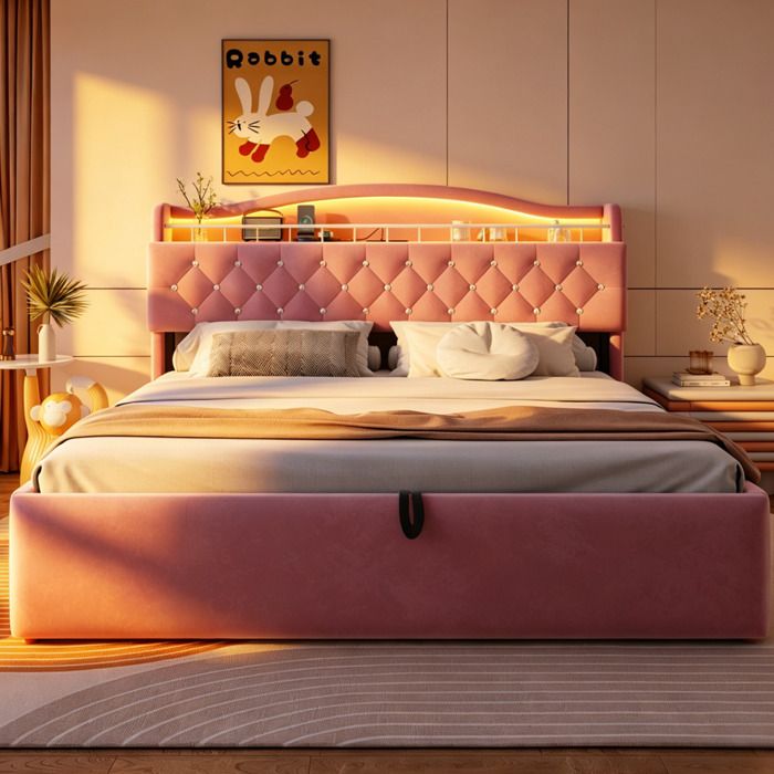 Lit coffre 180x200 AESVAR en velours rose avec LED USB USB-C et rangements en tête de lit
