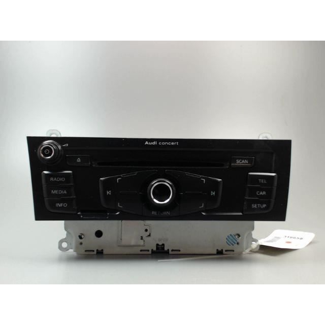 PIECES AUTO D'OCCASION - 8T1057186P - KIT D'INSTALLATION D'AUTORADIO - AUTORADIO AUDI A5 - D1-530345