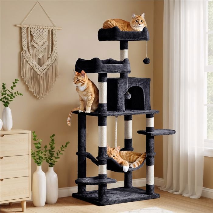 Comparer les prix de Arbre à Chat Géant - Yaheetech - Grattoir Griffoir - Hauteur 150 cm - Base Large/Niche Spacieuse/2 Perchoirs/Grand Hamac-Noir