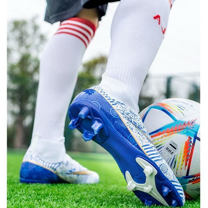 Lvptsh Chaussures de Football Homme Crampons Foot Enfant Garçon Chaussure  de Foot High Top Spike Chaussures de Futsal Professionnel Athlétisme Taille  35-46,White,EU39 : : Mode