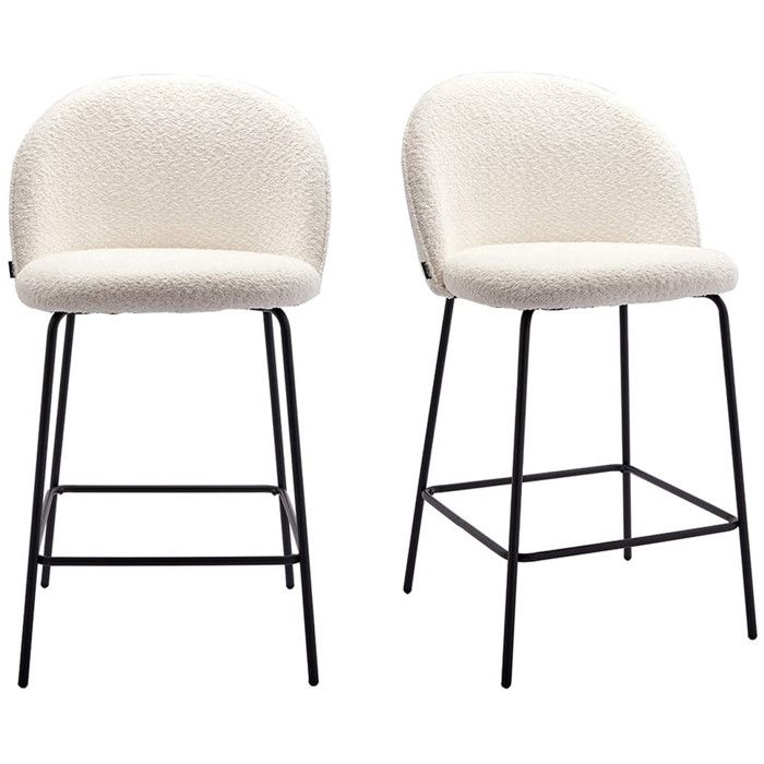 Lot de 2 tabourets de bar en tissu bouclette écru piètement noir - Alta Lot de 2 tabourets de bar en tissu bouclette écru piètement noir - Alta