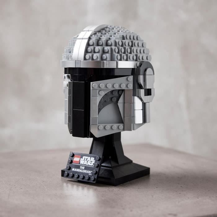 SHOT CASE - LEGO 75328 Star Wars Le Casque Du Mandalorien Maquette de Collection a Construire, Décoration et Cadeau Pour Adultes
