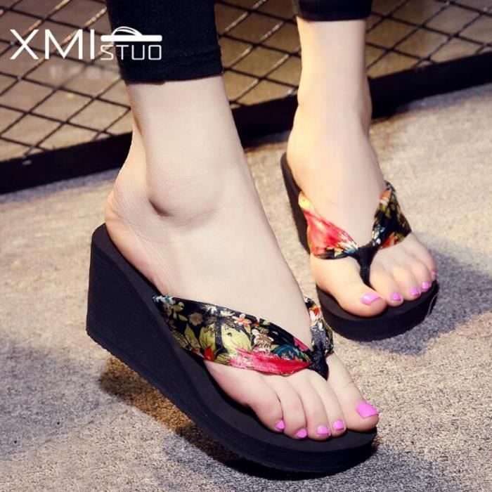 chaussures femmes noires talons compensés