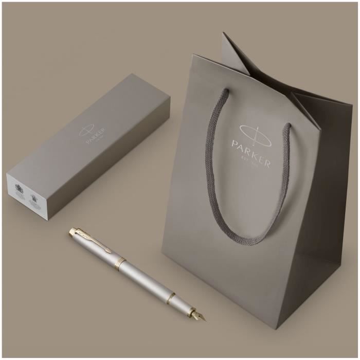 Parker IM Professionals Stylo plume monochrome Bordeaux dans un coffret cadeau premium avec étui en cuir 1 unité (Lot de 1