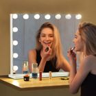 Dripex Miroir de Maquillage Lumineux LED,Bluetooth Chargement sans Fil,15 Ampoules LED,Holleywood,3 Modes Réglables,58x46cm