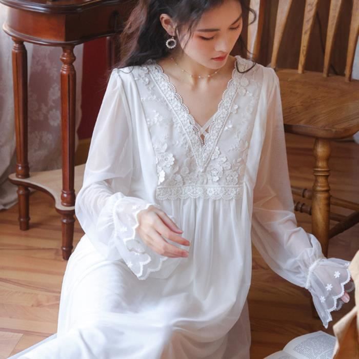 Chemise de hotsell nuit blanche dentelle