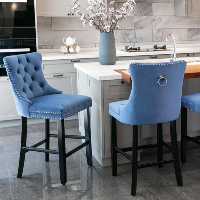 Lot de 2 Tabourets de Bar - BELLEMAVE - Tissu Velours - Pieds en Bois Massif - Bordure Cloutée - Chaises de Cuisine - Bleu