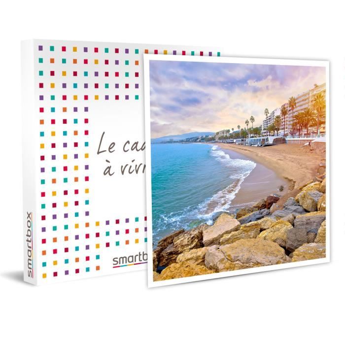 Coffret Cadeau SMARTBOX - Séjour idyllique en amoureux - 1 nuit avec petit-déjeuner pour 2 personnes - Au quotidien