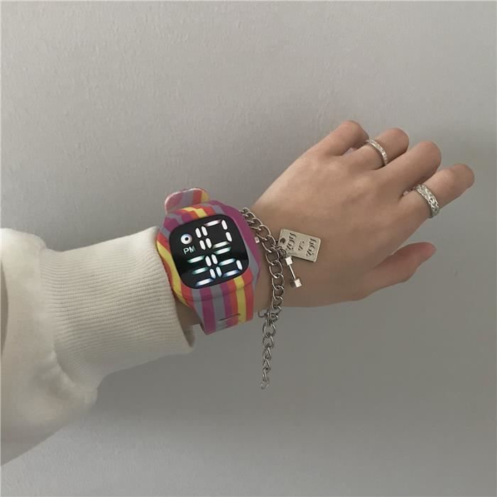 Coffret Cadeau Montre Fille Enfant Ado Jeune - Bracelet Fleur - Montre à  quartz - Noir - Cadeau Enfant , Tendance-Chic-Classique - Achat/vente  montre Mixte Adulte-Enfant Violet Acier Neuf - Cdiscount