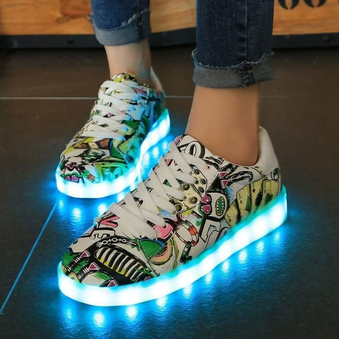 Chaussures De Sport Montantes LED Clignotantes Rechargeables USB Femme Homme - Modèle PADGENE