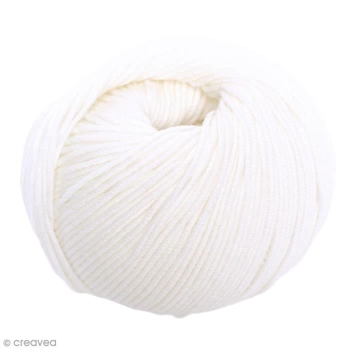 Laine DMC - Woolly Merinos - 50 g Laine DMC Woolly Merinos de DMC :Coloris: 1 (Blanc)Matière : 100% laine Poids : 50 g Longueur :