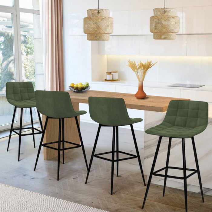 IDMARKET Lot de 4 tabourets de bar MADY en velours vert IDMARKET Lot de 4 tabourets de bar MADY en velours vert