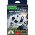 Subsonic - Kit de customisation - Housse de protection en silicone avec grips pour manette Xbox One - Edition football Blanc-0