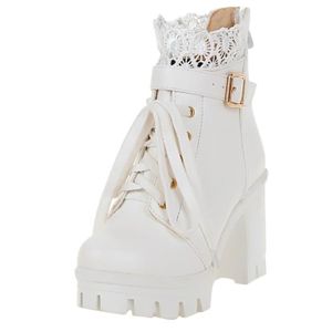 bottines blanches dentelle