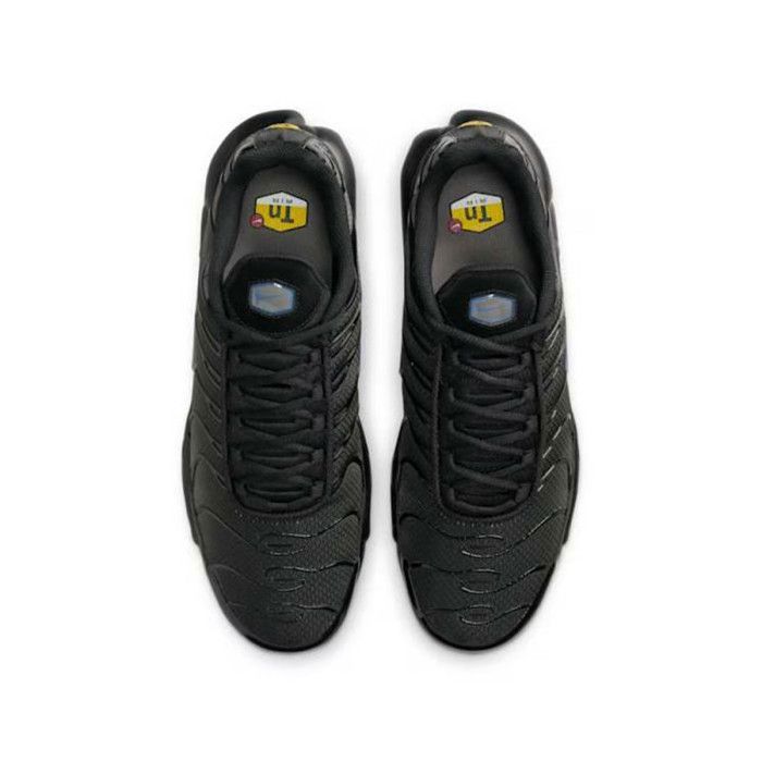 Nike Baskets Nike Air Max Plus Noires et Bleues – Design iconique et confort Tuned Air