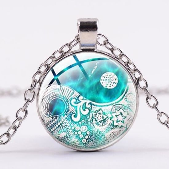 Collier Pendentif Dragon Yin Et Yang – Blanc Et Noir – NEUF Avec étiquettes