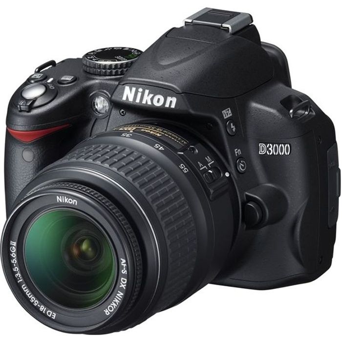 Nikon D3000 + AF-S DX ED 18-55mm