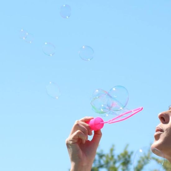Baguette à bulles - Jeu d'exterieur - Epée à bulles - Tropfastoche.com