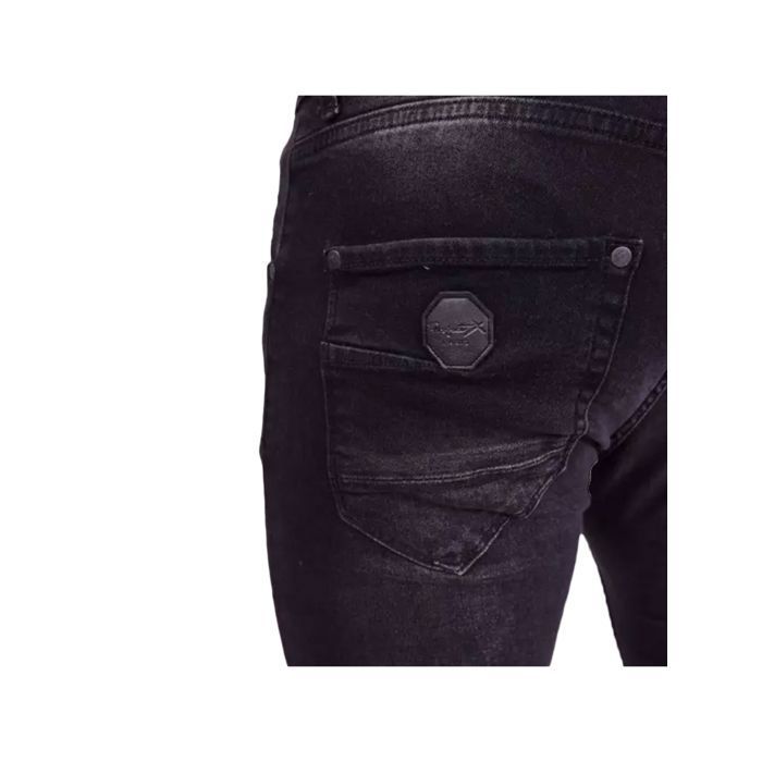 Jean usé homme sale