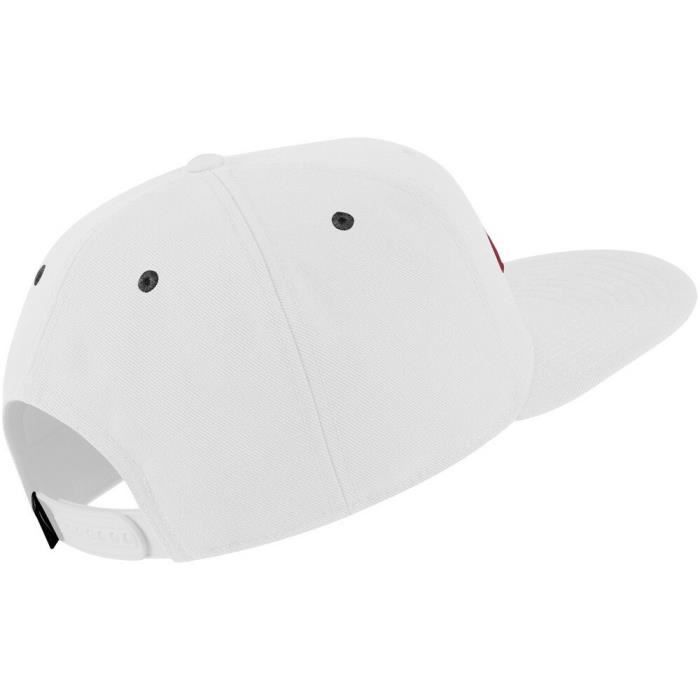 casquette nike blanche homme
