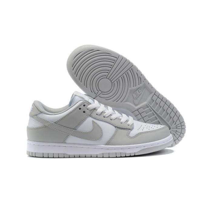 Baskets NIKE SB Dunk Low femme blanc gris clair Gris Cdiscount Pret a Porter