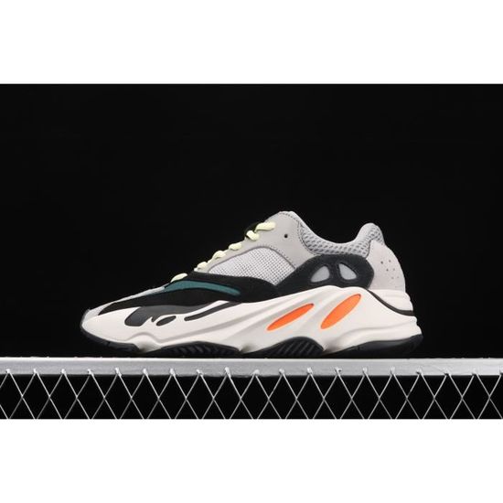 Baskets Yeezy 700 Sun Taille 43 - Adidas Yeezy Boost 700 Jaune - Occasion Parfait état 2021