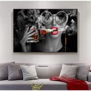 CADRE SUR TOILE La femme Chanel / Art numérique / 60 x 60 cm