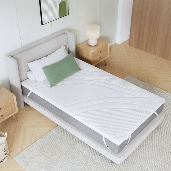 Surmatelas Novilla 140x190 Cm – Épaisseur 7,5 Cm – Mousse Bambou Respirante – Certifié CertiPUR-US Et Oeko-TEX – Bandes Antidérapantes – Tissu Doux – 30 Nuits D'Essai