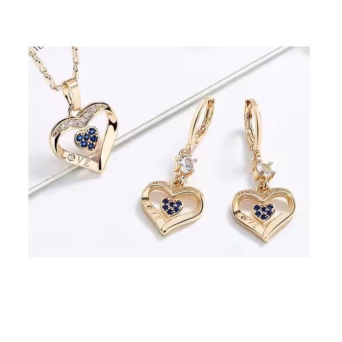Lot De Bijoux Fantaisie Occasion - Collier Sautoir Et Boucles D'oreilles, Parfait Pour Accessoiriser