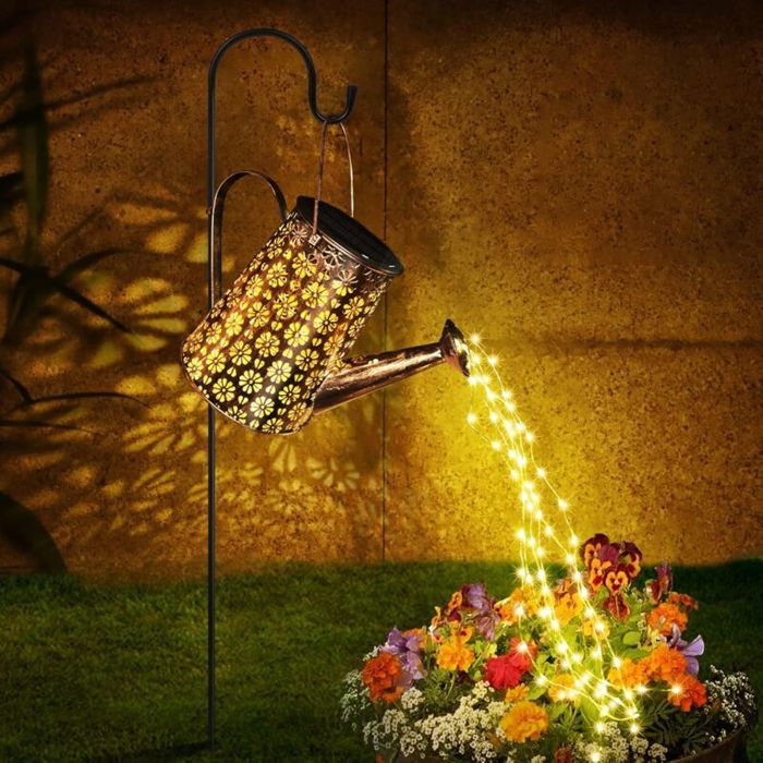 Arrosoir solaire lumineux étanche lanterne suspendue décorative pour jardin et aménagement paysager. Arrosoir solaire lumineux étanche lanterne suspendue décorative pour jardin et aménagement paysager.