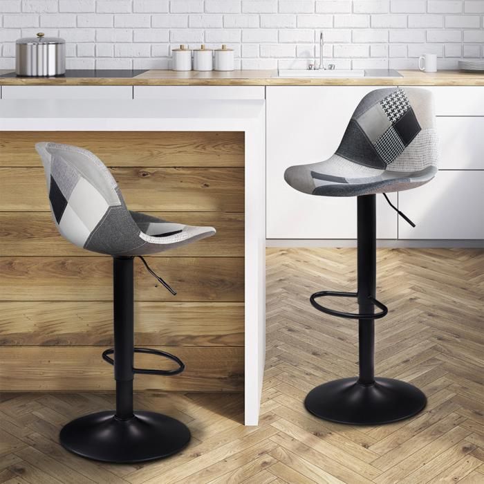 IDMARKET Lot de 2 tabourets de bar KARL design patchworks noirs gris et blancs pied noir IDMARKET Lot de 2 tabourets de bar KARL design patchworks noirs gris et blancs pied noir