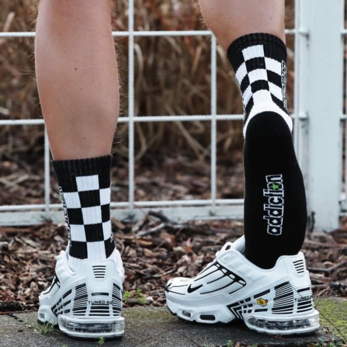 CHAUSSETTES Chaussettes SOCKS Addiction Damier Blanc Noir
