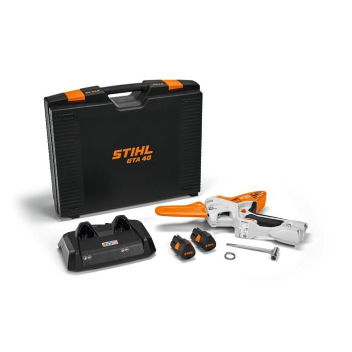 Scie à batterie GTA 40 AS SYSTEM STIHL avec 2 batteries et chargeur À RETENIR Pack complet avec 2 batteries AS 2 un chargeur