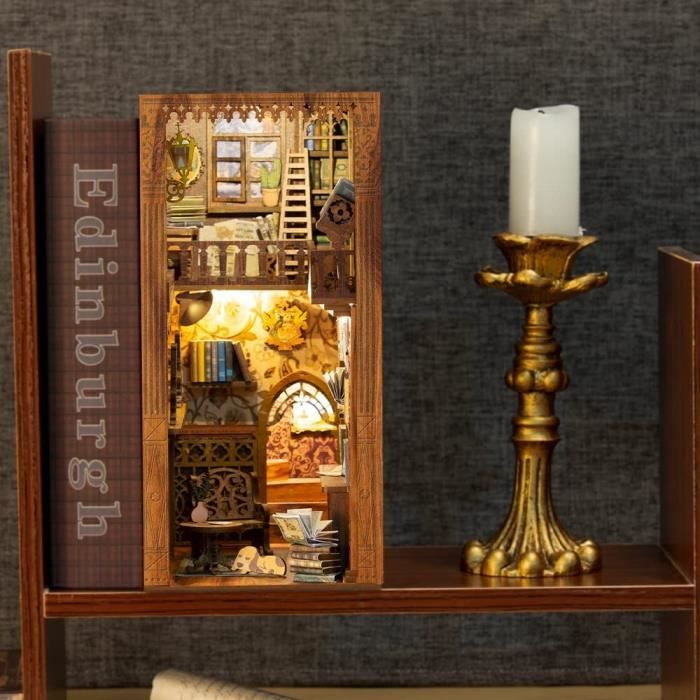 Coin Livre, DIY Dollhouse Booknook avec lumière LED à Induction du Corps  Humain, Insert d'étagère de Coin de Livre personnalisé pour bibliothèque,  décoration de Salle créative