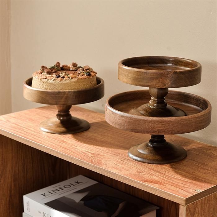Presentoir A Gateau KARACA HOME BIRDY Présentoir à Gâteau Rond à Pied En Métal Avec Couvercle - 24x33 Cm - Bella Gâteau Maison Du Monde