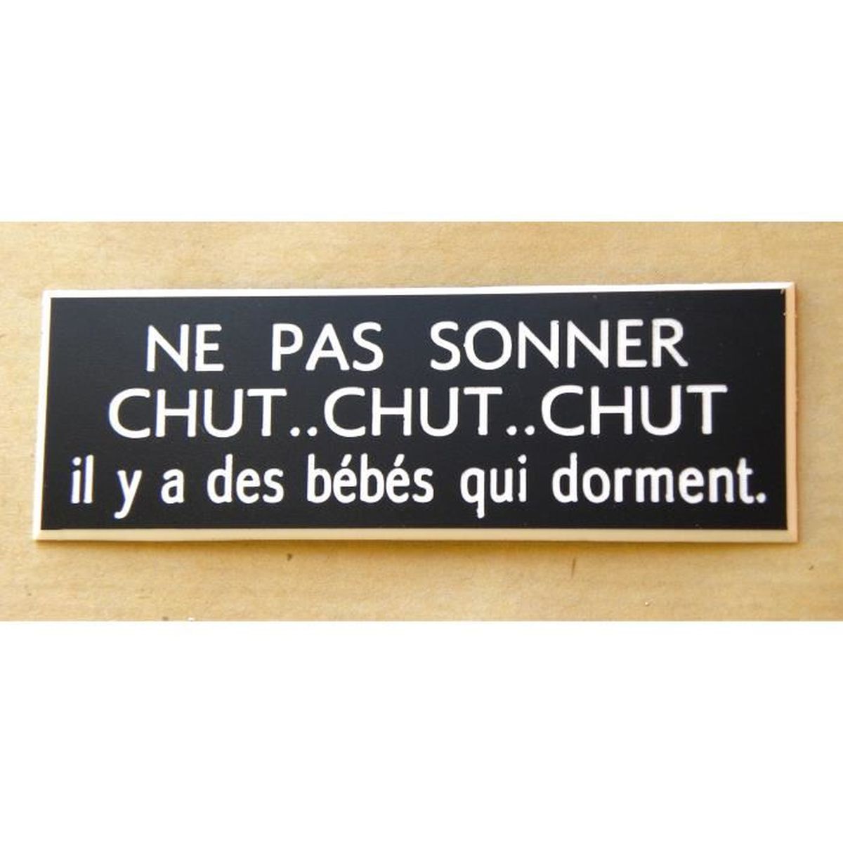 Home Decor Plaque Gravee Ne Pas Sonner Chut Chut Il Y A Bebe Qui Dort Ft 70x0 Mm Home Garden