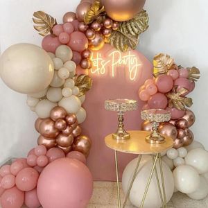 Confettis en or rose et guirlande de ballon blanc Arche 66 pièces Boho,  Jardin, Mariage, Douche, Décor de fête -  France